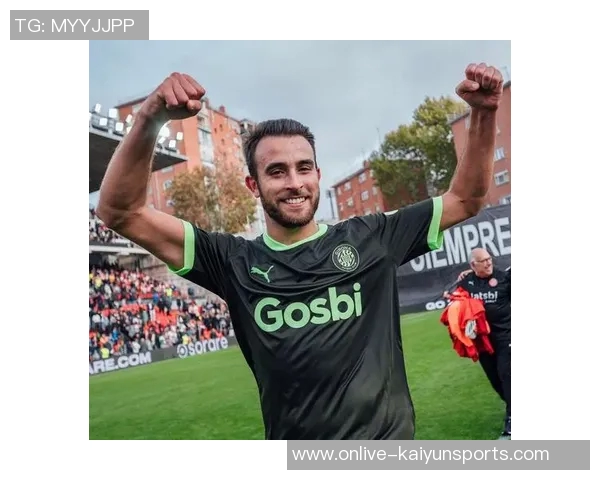 埃里克加西亚续约谈判未果巴黎俱乐部对其表现高度关注