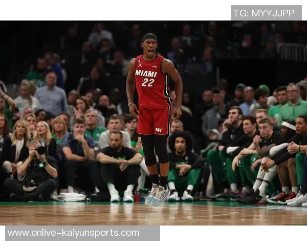 张佳玮分析勇士失去吉米后轮换混乱副持球缺失影响球队进攻体系