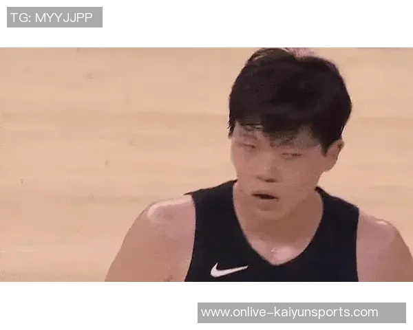 杨瀚森被下放传闻不实记者关注他提车动态引热议 杨瀚森被下放传闻不实记者关注他提车动态引热议