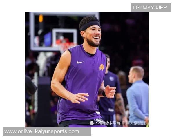 布克谈绝杀三分未中经历成长不后悔选择展现勇气与决心 布克谈绝杀三分未中经历成长不后悔选择展现勇气与决心