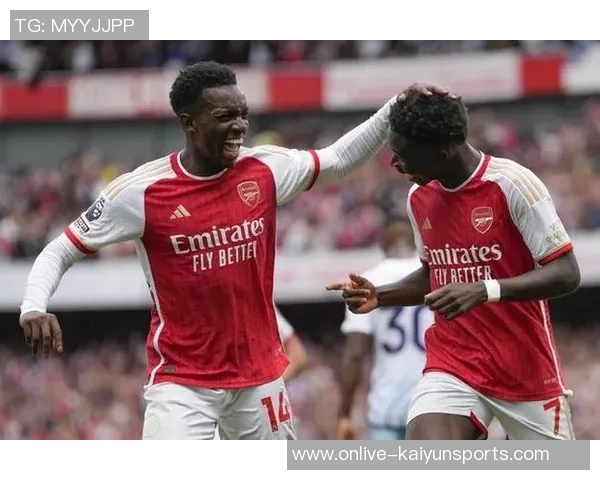 德转评选年度最佳右边锋候选人揭晓杜埃奥利塞萨拉赫亚马尔入围